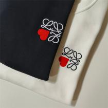 2026年秋冬のコレクション ロエベ スーパー コピー トレーナー 刺繡 アナグラム ロゴ ハート♥丸首 LOEWE