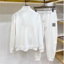 自然でソフトな軽い着心地 モンクレール コピー 上下セット スウェット素材 ロゴ 貼り付け MONCLER
