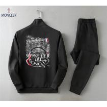 ストリートスタイル感たっぷり モンクレール 上下セット 偽物 ロゴ 貼り付け スプレー柄 スウェット MONCLER  