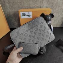 【M46104】LOUIS VUITTON コピー メッセンジャーバッグ デュオ シリーズ Shadowレザー ルイヴィトン
