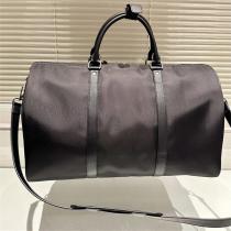 誰にも夢中になるトレンド PRADA コピー ボストンバッグ 金属 三角 ロゴ 芸能人愛用 プラダ 50cm