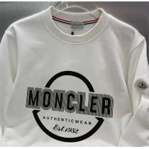 大人っぽい雰囲気が感じ モンクレール 偽物 トレーナー ロゴ プリント 柄 ワッペン MONCLER 2色 男女兼用   
