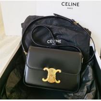 芸能人愛用☆CELINE コピー ショルダーバッグ ティーントリオンフ セリーヌ カーフスキン メタルロゴ