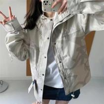 ザノースフェイス コピー ジャケット 迷彩 THE NORTH FACE x KAWS コラボ フード付き DRYVENT生地