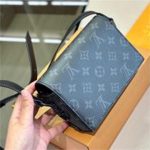 美しい気質を示す ルイヴィトン スーパーコピー ショルダーバッグ steamer trunk LOUIS VUITTON モノグラム 