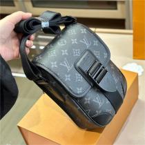 LOUIS VUITTON スーパーコピー ショルダーバッグ アーチ ロゴ モノグラム コンパクト型 ルイヴィトン