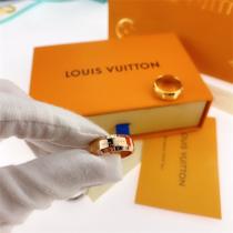 存在感のある ルイヴィトン スーパーコピー リング モノグラム ロゴ 刻印 シンプル ミニマル風 LOUIS VUITTON