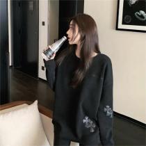 抜け感を演出 CHROME HEARTS コピー トレーナー クロス ワッペン 貼り付け ロゴ 純綿生地 ユニセックス