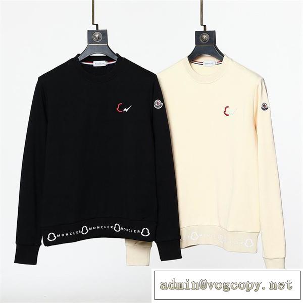 引き続きトレンド人気色 MONCLER スーパーコピー トレーナー 定番ロゴ 柄 貼り付け ワッペン スウェット モンクレール