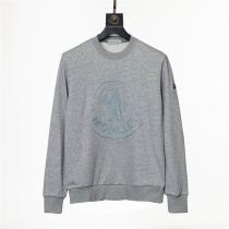 カジュアル雰囲気が漂う モンクレール 偽物 トレーナー ロゴ 刺繡 浅い MONCLER ワッペン 貼り付け