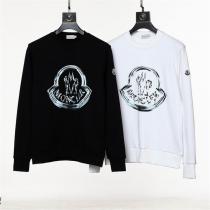 【期間限定新作】モンクレール 偽物 トレーナー ロゴ プリント 柄 ワッペン 落書き 薄い MONCLER