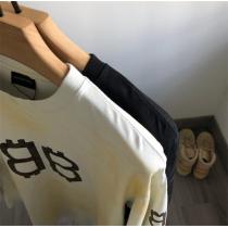 BALENCIAGA 偽物 長袖Ｔシャツ BBロゴ 袖 プリント ロンＴ バレンシアガ クルーネック 水洗いレトロ 快適な着心地