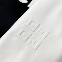 新登場秋冬コレクション GIVENCHY 偽物 ジャケット ロゴ ワッペン エンボス ライチ レザー 刺繡 ロゴ ジバンシー