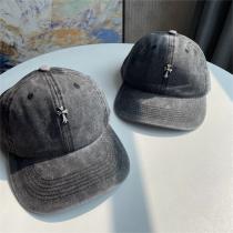 注目のトレンド クロムハーツ 偽物 キャップ クロス ロゴ 貼り付け 金属 水洗い加工 レトロ CHROME HEARTS