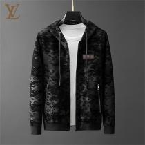 2026秋冬おすすめ LOUIS VUITTON コピー 上下セット 純綿生地 モノグラム ロゴ 柄 上品さ ルイヴィトン
