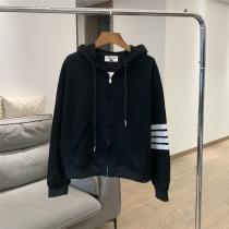 ❤️23/24秋冬❤️トムブラウンジップアップコピー THOM BROWNE ジャケット人気男女OKカジュアル部屋着