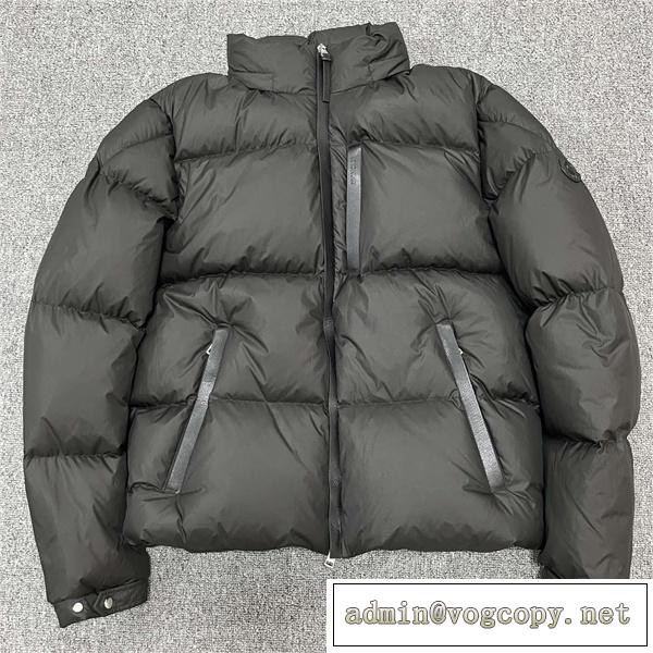  お得限定セール モンクレール スーパーコピー ダウンジャケット ワッペン besbre メンズ MONCLER