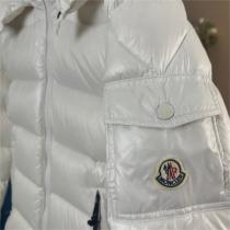 2色 MONCLER スーパーコピー ダウンジャケット maya シリーズ 刺繍 ロゴ ワッペン ポケット モンクレール