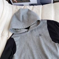 今手に入れたい★★ メゾン マルジェラ コピー パーカー パネルデザイン プリント ロゴ 綿 Maison Margiela
