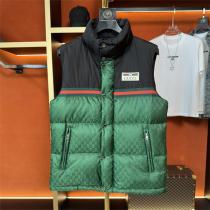 秋のお出かけに最適 GUCC1 スーパーコピー ダウンベスト モノグラム 4色 ロゴ ユニセックス