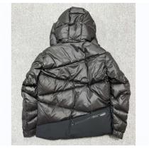 綺麗に決まる モンクレール 偽物 ダウンジャケット YONNE フード付き メンズ 2色 MONCLER