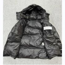 綺麗に決まる モンクレール 偽物 ダウンジャケット YONNE フード付き メンズ 2色 MONCLER