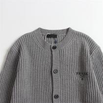 定番アイテム プラダ スーパーコピー カーディガン ロゴ 刺繍 ユニセックス PRADA