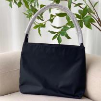 トレンド最新モデル プラダ スーパーコピー トートバッグ ナイロン ロゴ ミディアム PRADA