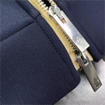 モンクレール スーパーコピー ジャケット ロゴ 刺繍 ワッペン ハイネック MONCLER カジュアル