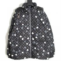 2026コラボ ルイヴィトン コピー ダウンジャケット LOUIS VUITTON x Yayoi Kusama 水玉 定番 