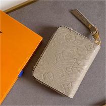 LOUIS VUITTON 偽物 財布 ファスナー 仕様 モノグラム 柄 カード収納 小銭入れ ルイヴィトン