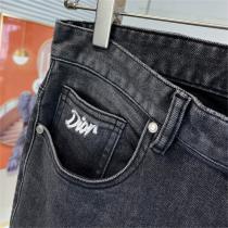 人気急上昇中 DIOR コピー ジーンズ デニム 弾力性 ゆったり ディオール ロゴ 貼り付け ディオール