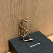 23/24秋冬トレンド☆YSLブローチ人気Saint Laurent イヴ・サンローラン コピーファッション性抜群上品