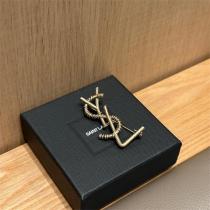 23/24秋冬トレンド☆YSLブローチ人気Saint Laurent イヴ・サンローラン コピーファッション性抜群上品