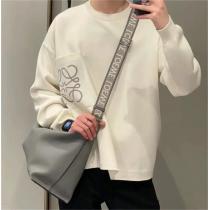 秋に欠けない一品 ロエベ スーパーコピー トレーナー ジャカード ロゴ ポケット LOEWE