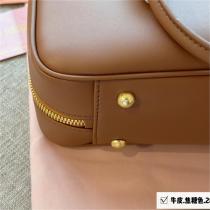 魅力的アイテム MIUMIU コピー ハンドバッグ コーヒー 可愛い レディース 2WAY ミュウミュウ