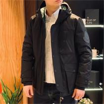 2026コーディネート モンクレール 偽物 ダウンジャケット ワッペン ハイネック 男女兼用 MONCLER