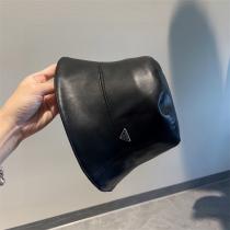 品質保証プラダバケットハットコピーPRADA秋冬人気ランキングレザー製キャップ2026/2026秋冬２色
