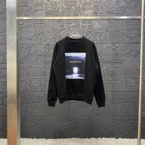 ストリート感 BALENCIAGA スーパーコピー トレーナー モダンスタイル 純綿生地 ゆったり バレンシアガ