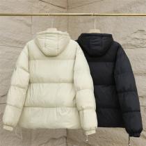防寒着 モンクレール コピー 中綿ジャケット 立体的 ニット ユニセックス フード付き MONCLER