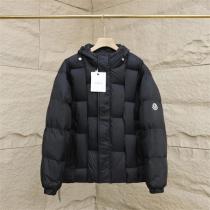 防寒着 モンクレール コピー 中綿ジャケット 立体的 ニット ユニセックス フード付き MONCLER