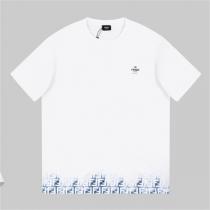 ウィットフル FENDI コピー Ｔシャツ ロゴ プリント グラデーション カラー フェンディ