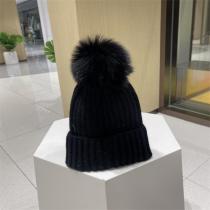 おすすめ2026 MONCLER コピー ニット帽子 ニット 2色 モンクレール ヤシの木 カジュアル