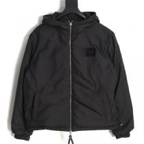 フェンディ スーパーコピー 中綿ジャケット ナイロン フード付き Diagonal ワッペン FENDI