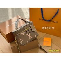 2026人気色❤️ルイ・ヴィトンバッグスーパーコピーLOUIS VUITTON VANITY PM収納性抜群モノグラムバッグ