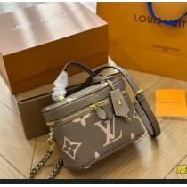2026人気色❤️ルイ・ヴィトンバッグスーパーコピーLOUIS VUITTON VANITY PM収納性抜群モノグラムバッグ