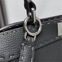 ひとひねり☆フェンディ スーパーコピー ハンドバッグ ピーカブーセレリア スモール FENDI