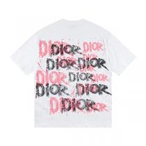 2026年春夏コレクション DIOR スーパーコピー Ｔシャツ コットン ロゴ プリント 落書き ディオール
