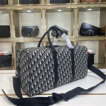 ☆旅行必需品を収納☆DIOR 偽物 ボストンバッグ Hit.the.Road シリーズ 実用的 エレガント ディオール