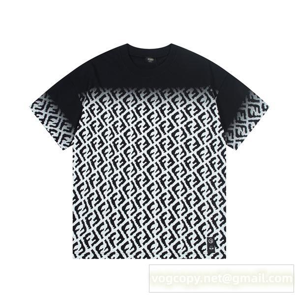 2026ssコレクション FENDI 偽物 Ｔシャツ モノグラム FFロゴ グラデーションデザイン フェンディ